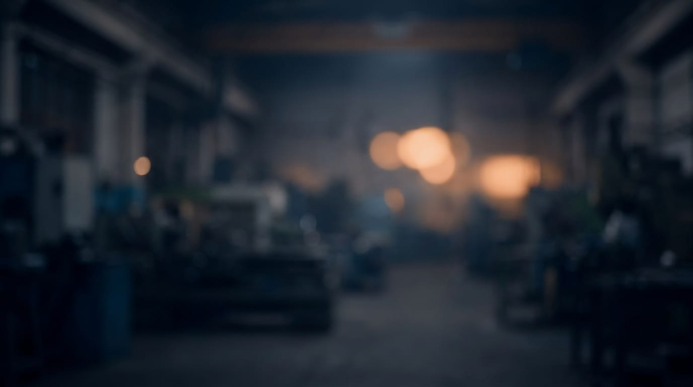 Handwerker bei der Arbeit in der Werkstatt